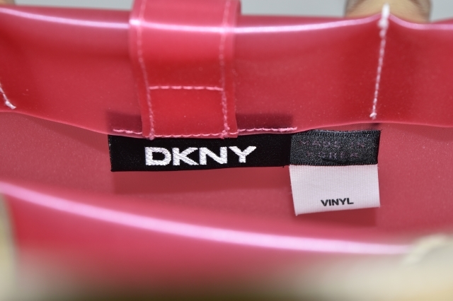 DKNY Donna Karan ручная сумочка Mini сумка розовый цвет с биркой текстильная застёжка тип открытие и закрытие 