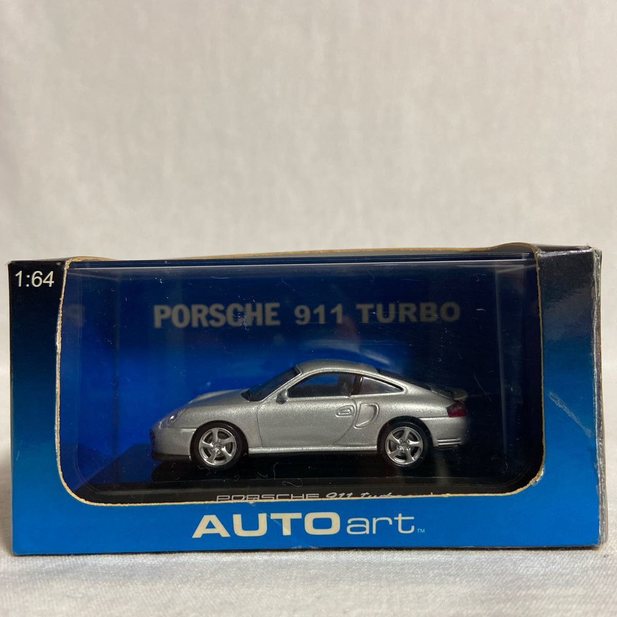 希少 AUTOart 1/64 PORSCHE 911 TURBO 996 後期型　シルバー オートアート ポルシェ ターボ ミニカー モデルカー_画像1