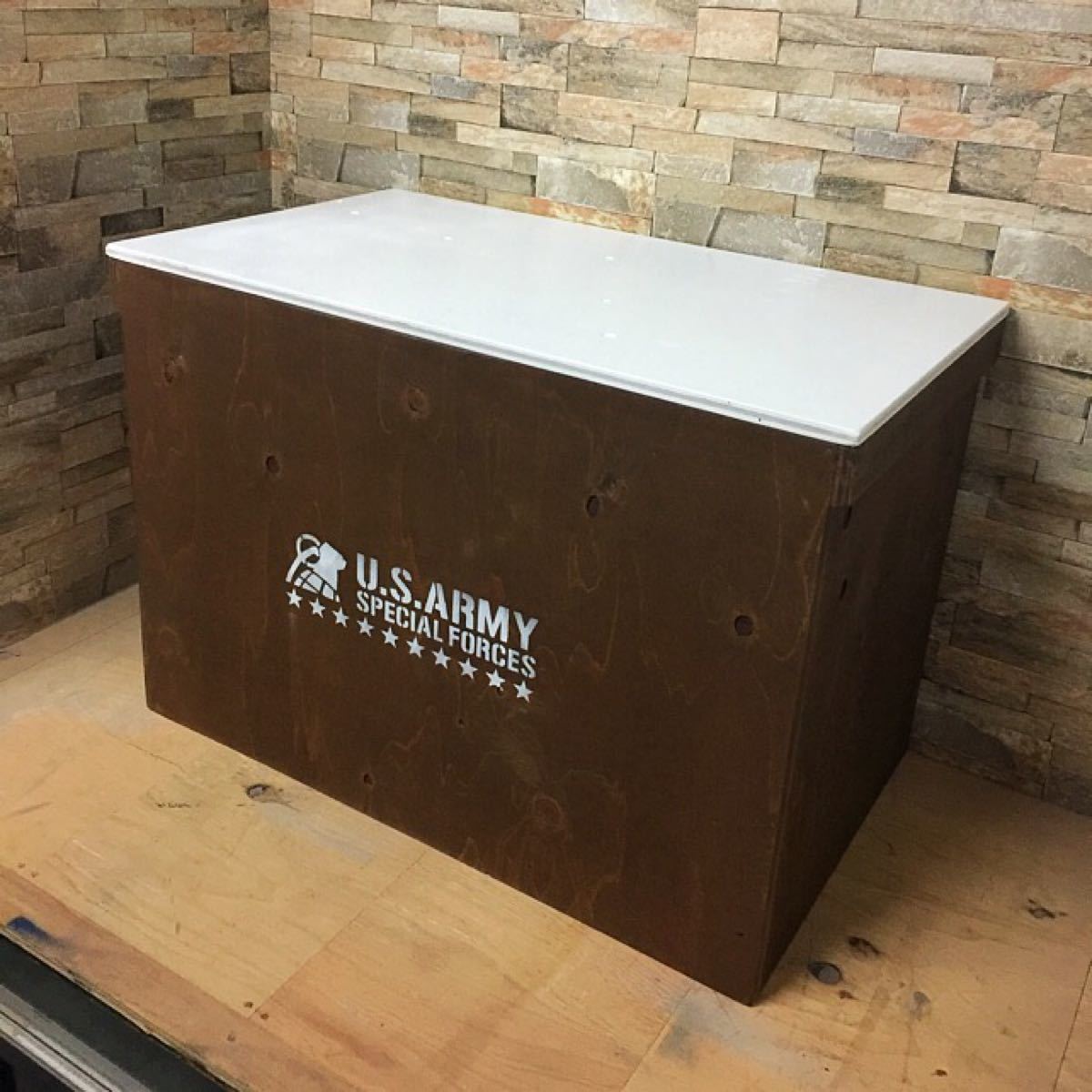 のオシャレな 灯油ポリタンク 収納 りんご箱 ウッドボックス 木箱 ベンチ 椅子 檜材 男前 高速配送 Petrol Bg のオシャレな 灯油ポリタンク 収納 りんご箱 ウッドボックス 木箱 ベンチ 椅子 檜材 男前 高速配送 Petrol Bg