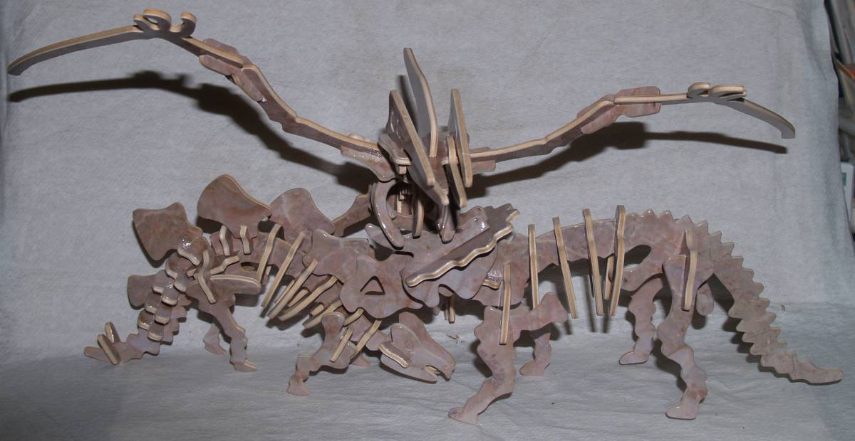恐竜３Ｄパズル三体（木製）　ステゴザウルス・プテラノドン・トリケラトプス_画像8