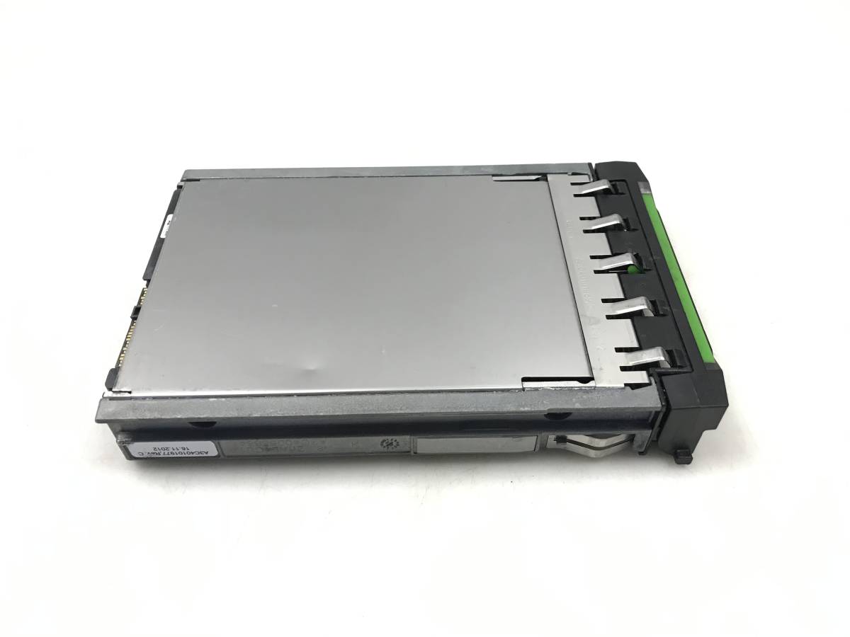 【中古パーツ】 HGST HUS156030VLS600 3.5インチ 1.5K SAS ハードディスク マウンタ付き 300GB HDD 正常/健康品 ■SAS-168_画像2