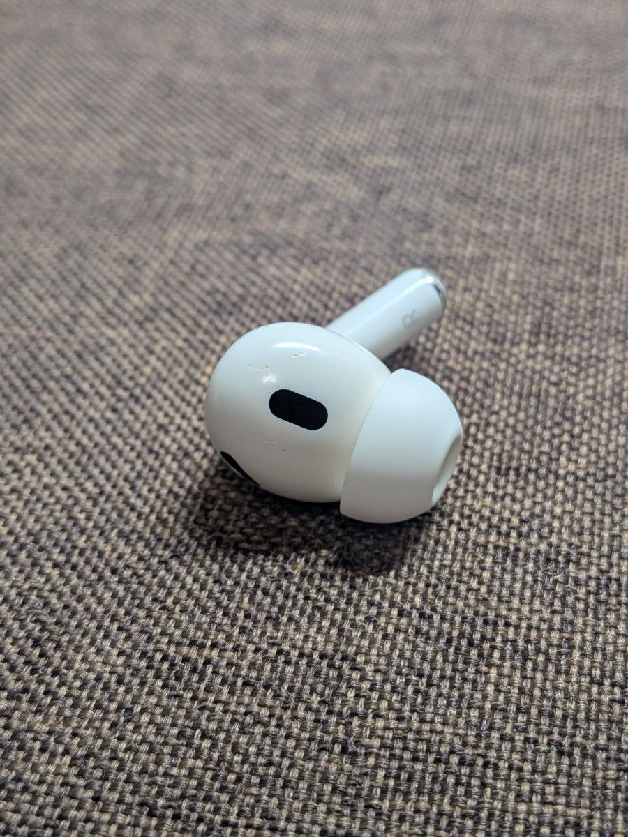 右耳 Apple AirPods Pro 第2世代 正規品 片耳191 右耳 Apple AirPods Pro 第2世代 正規品 片耳281 楽天市場】右耳のみ