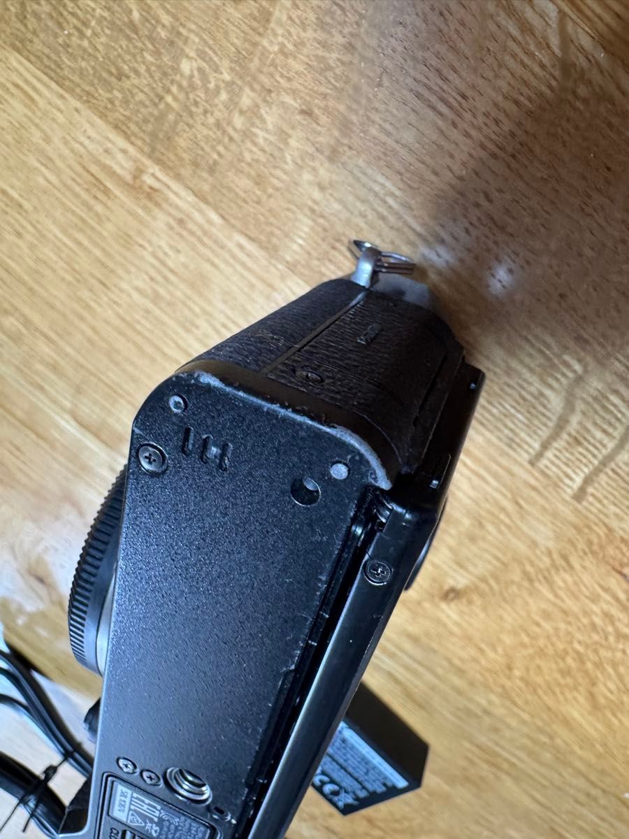 FUJIFILM X-T10 ボディ バッテリー(x2)・チャージャー付き ブラック