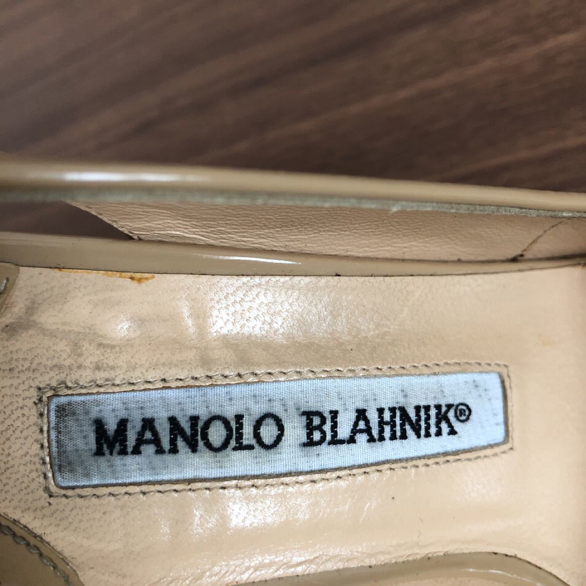 ☆この夏憧れのMANOLO BLAHNIKマノロブラニク☆エナメルパンプス