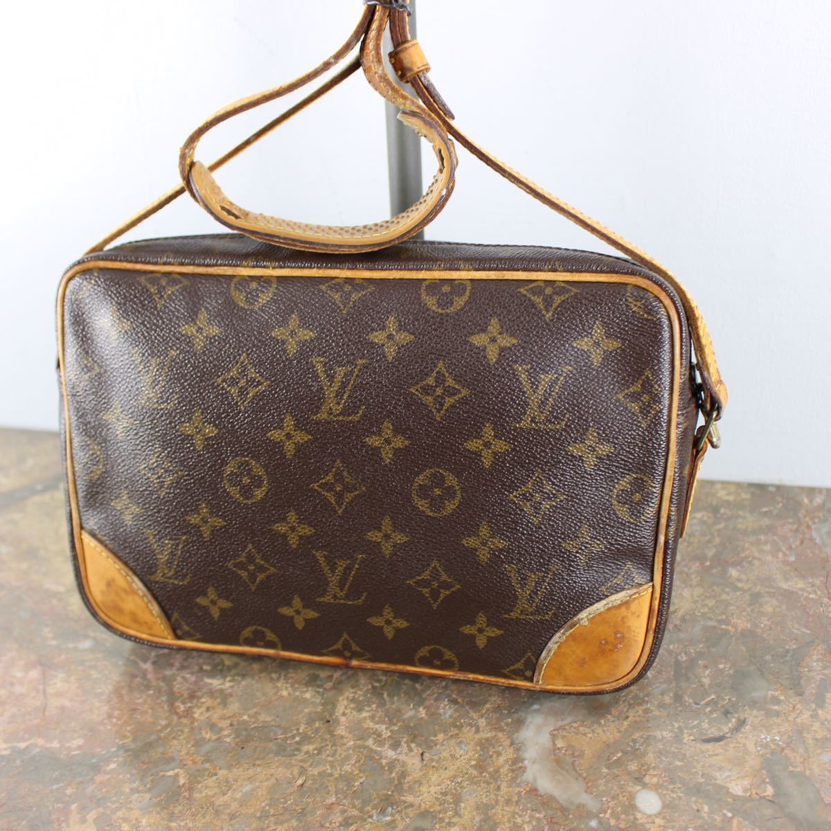 LOUIS VUITTON M51276 MB1020 MONOGRAM PATTERNED SHOULDER BAG MADE IN  FRANCE/ルイヴィトントロカデロモノグラム柄ショルダーバッグ