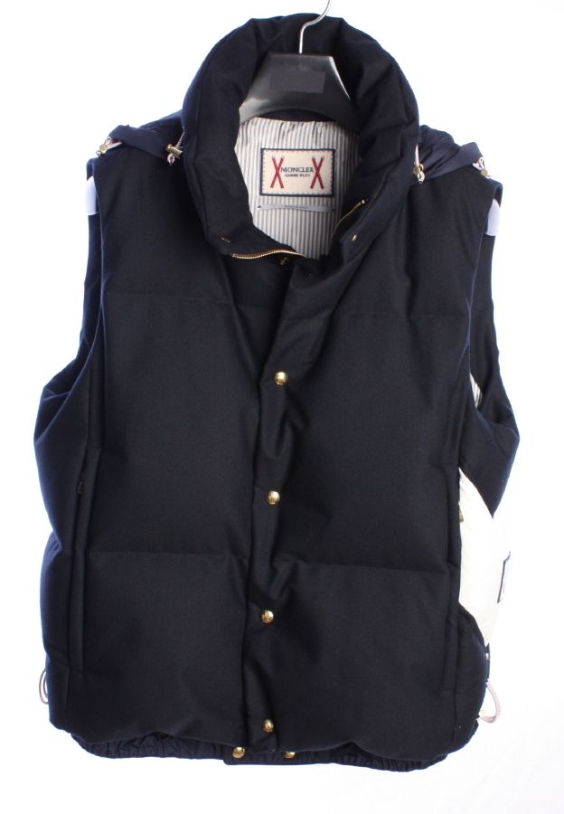 傑作 MONCLER GAMME BLEU モンクレール ガムブルー ダウン ベスト ダークネイビー 国内正規品 MONCLER #B2_画像1