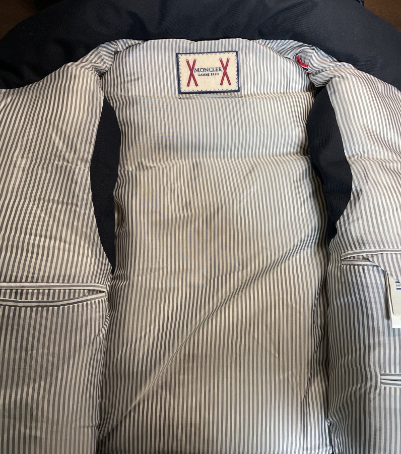 傑作 MONCLER GAMME BLEU モンクレール ガムブルー ダウン ベスト ダークネイビー 国内正規品 MONCLER #B2_画像4
