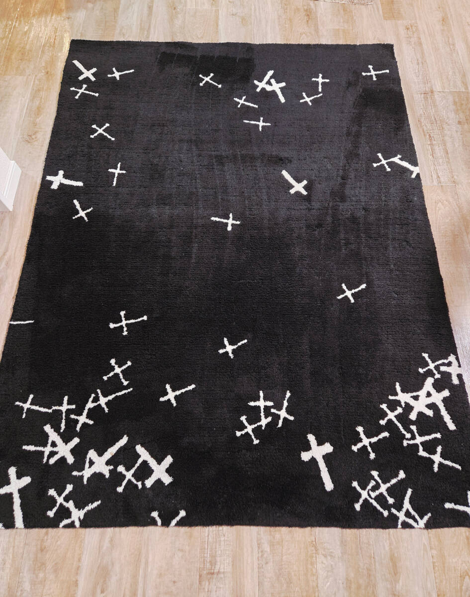 アンダーカバー 2002AW 魔女期 クロス柄ラグマット ブラック_画像1