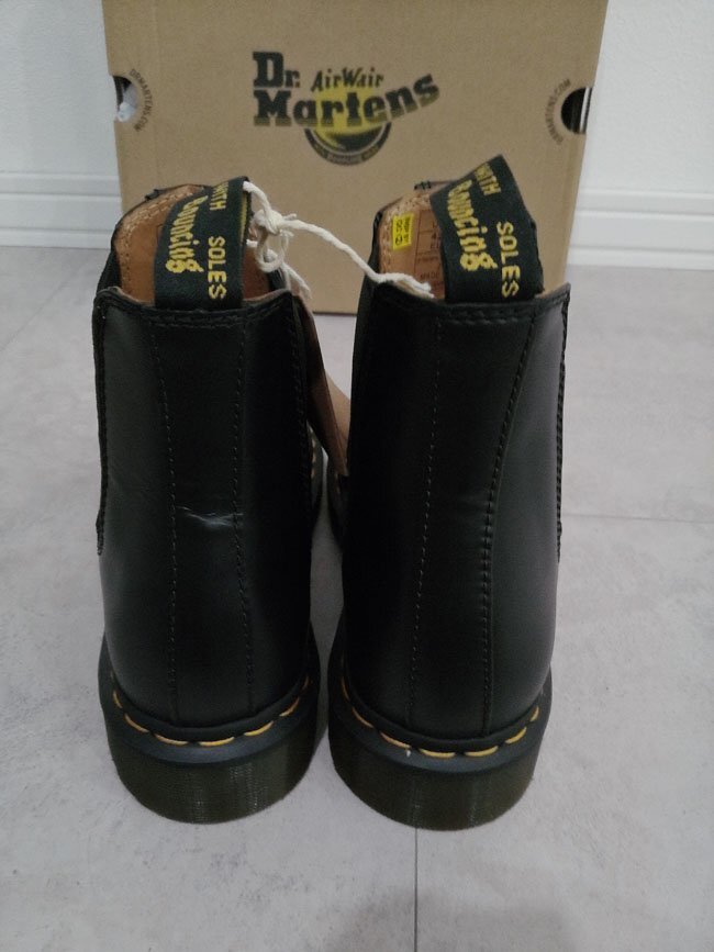 新品 Dr. Martens ドクターマーチン 2976 YS チェルシーブーツ UK8 (27cm相当) サイドゴアブーツ ブラック 黒 SMOOTH レザー 22227001_画像5