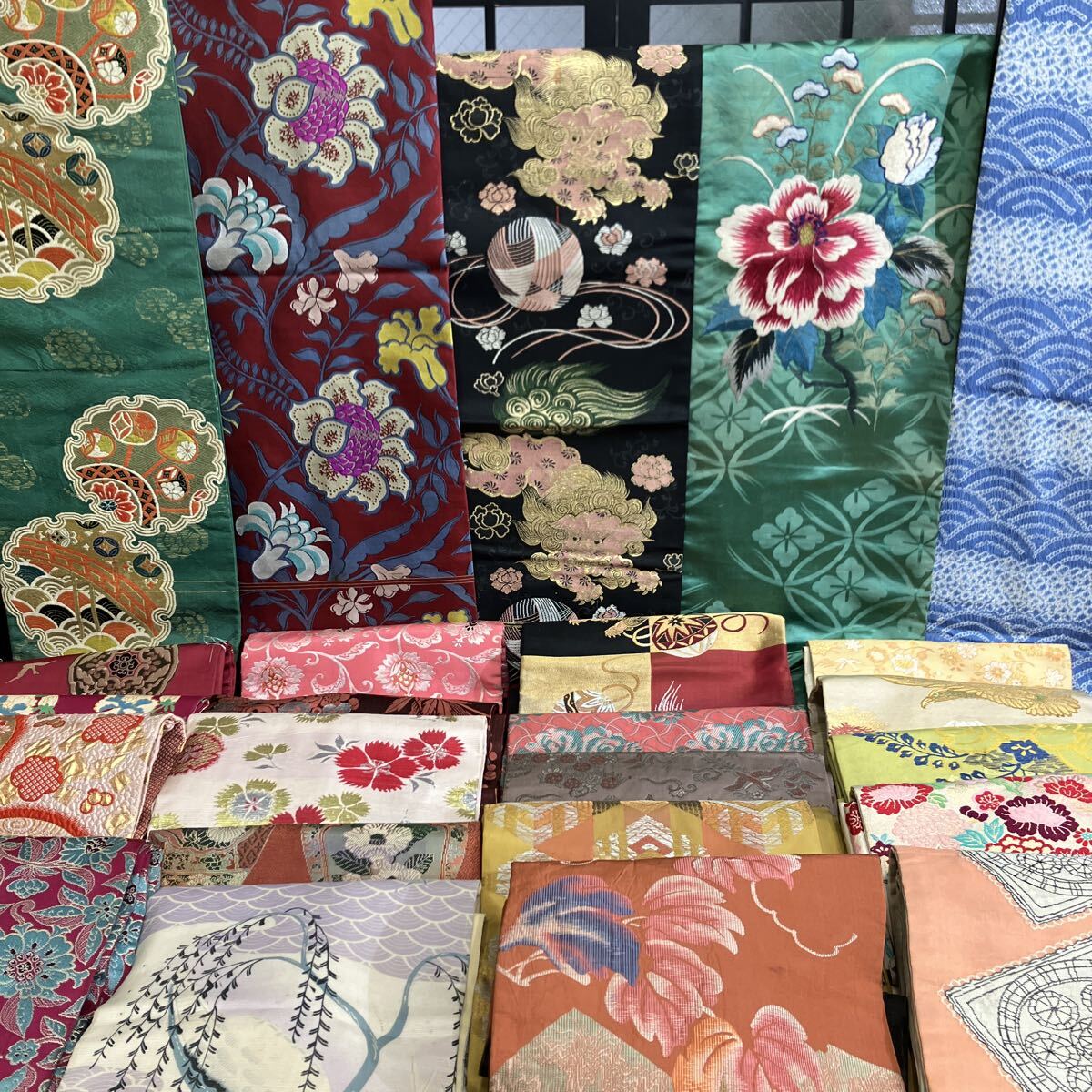 一右衛門No2701 アンティーク アンティーク帯 大正ロマン 昭和レトロ 名古屋帯 刺繍 正絹着物 大量まとめ売り大処分_画像1