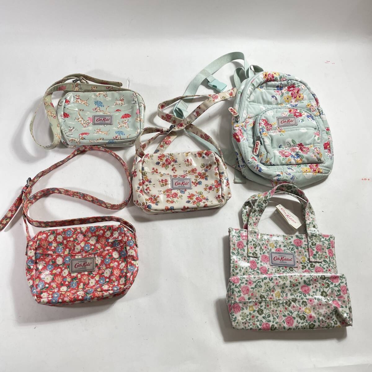 ★ Cath Kids キャスキッドソン バッグ 16点 まとめ商品 トート ショルダー ボストンバッグ リュック ポシェット 卸 現状品 5.08kg_画像4