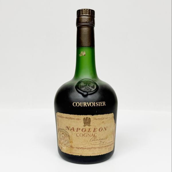 ◆ クルボアジェ COURVOISIER ナポレオン 700ml アルコール 40% 未開栓 コニャック ブランデー 洋酒 古酒 お酒 NAPOLEON_画像1