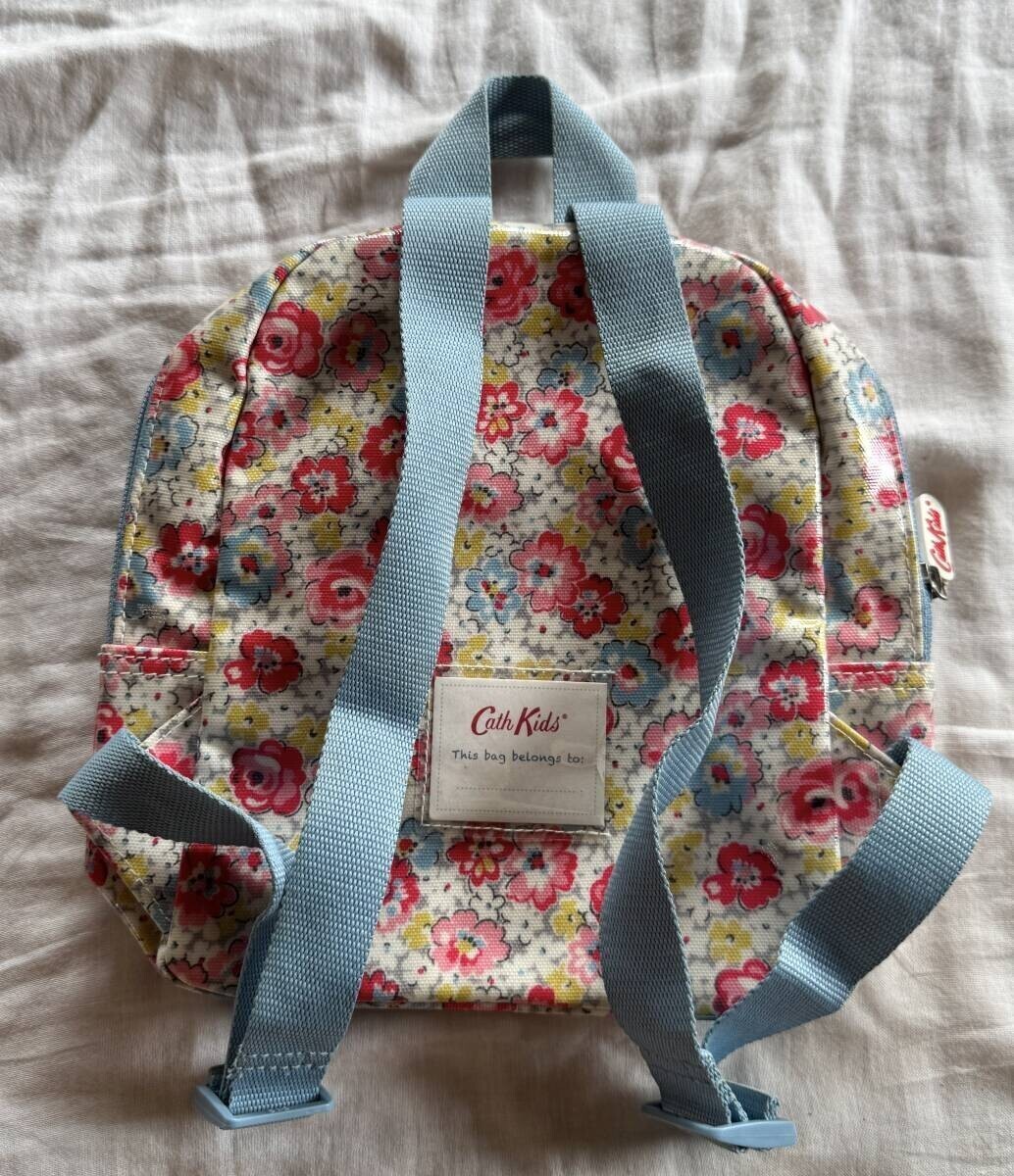 キャスキッドソン　リュック　ポーチ　花柄　カラフル_画像2
