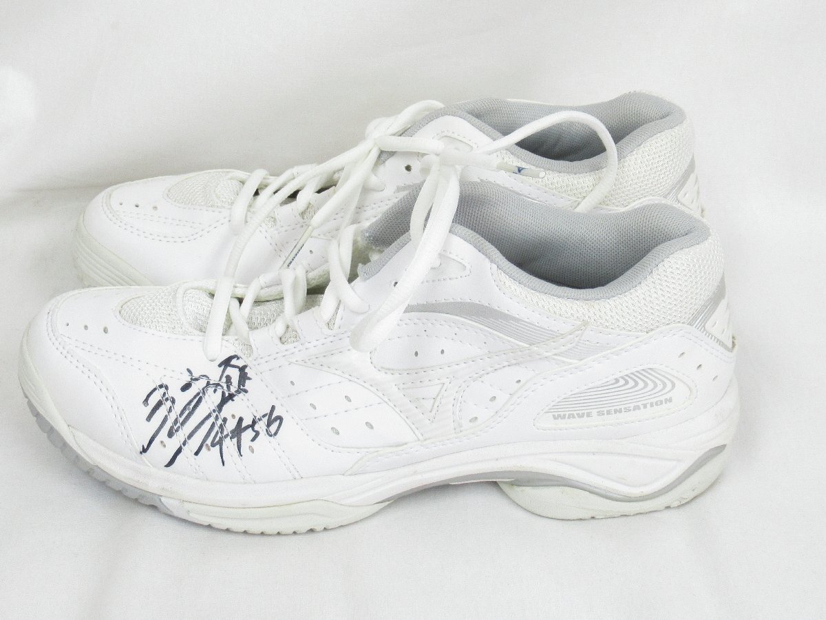 ○ 珍品 女子ボートレーサー 4456 鎌倉涼選手 サイン入り テニスシューズ スニーカー ウエーブセンセーション_画像5
