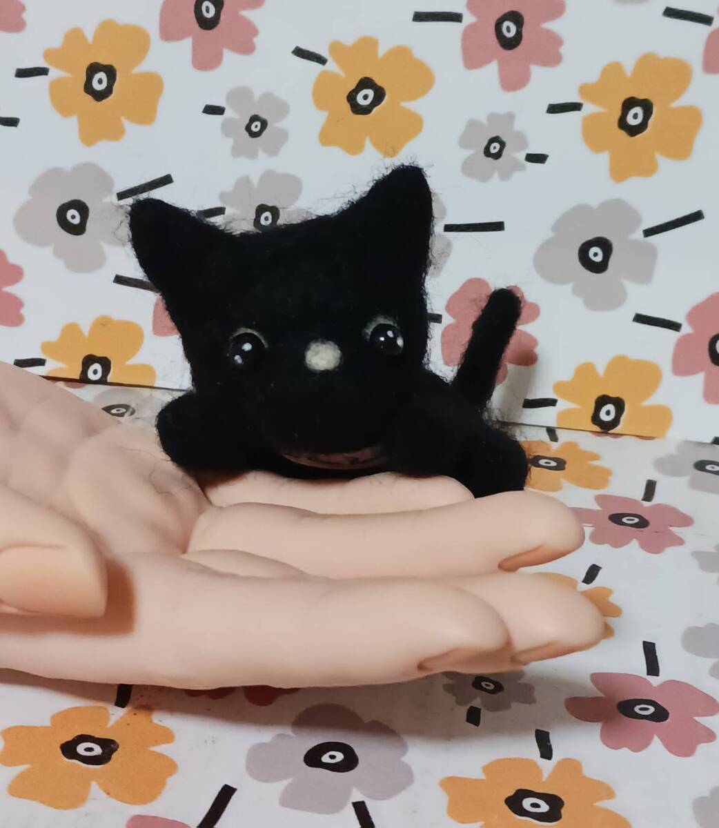 黒猫 羊毛フェルト　小さな猫ちゃんまったりーずーと子のままで居たいなぁ_画像1