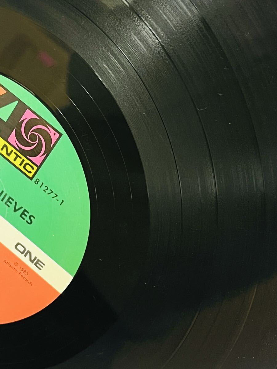 RD-009／レコード INXS Listen Like Thieves 中古品☆★_画像3