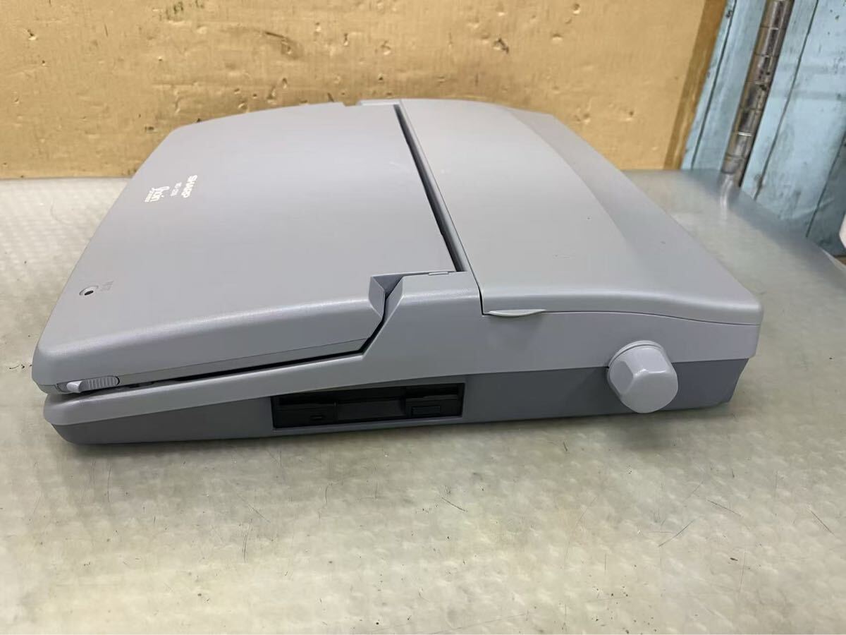 SHARP WD-J200, текстовой процессор электризация ok, прочее работоспособность не проверялась коробка . инструкция повреждение корпус внешний вид хороший б/у текущее состояние товар (140s)