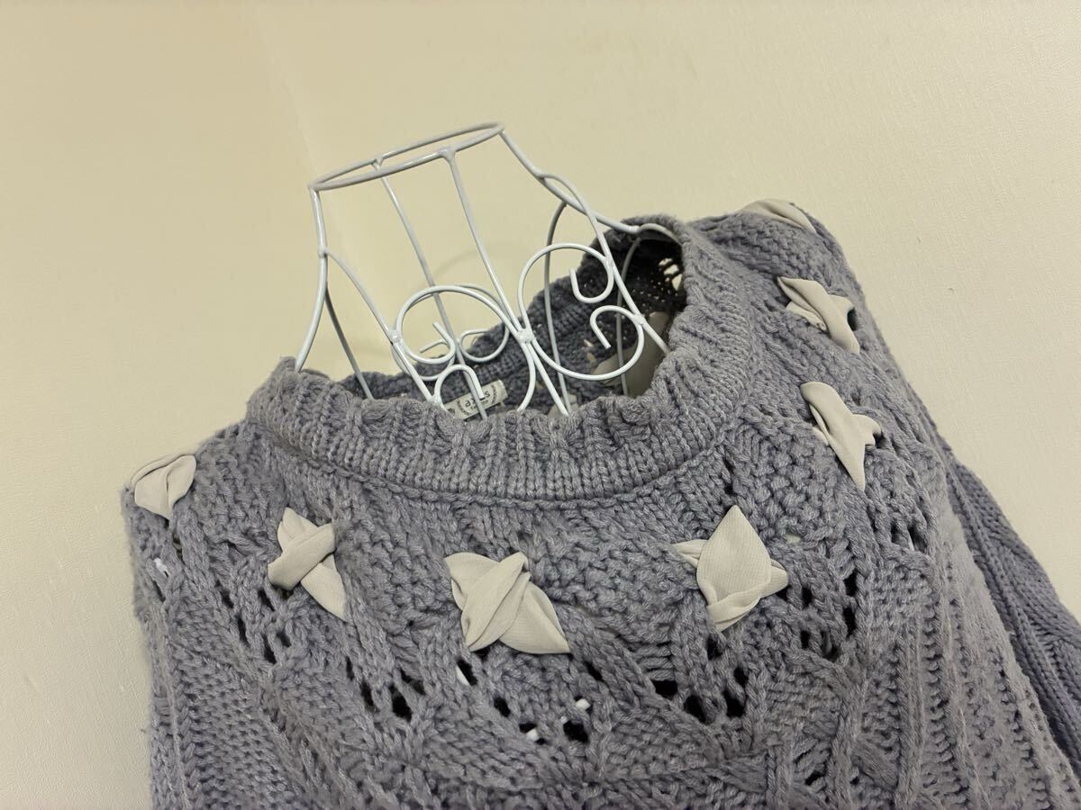 アクシーズファム☆レースアップシフォン飾りケーブル編みロングニットワンピース☆used _画像3