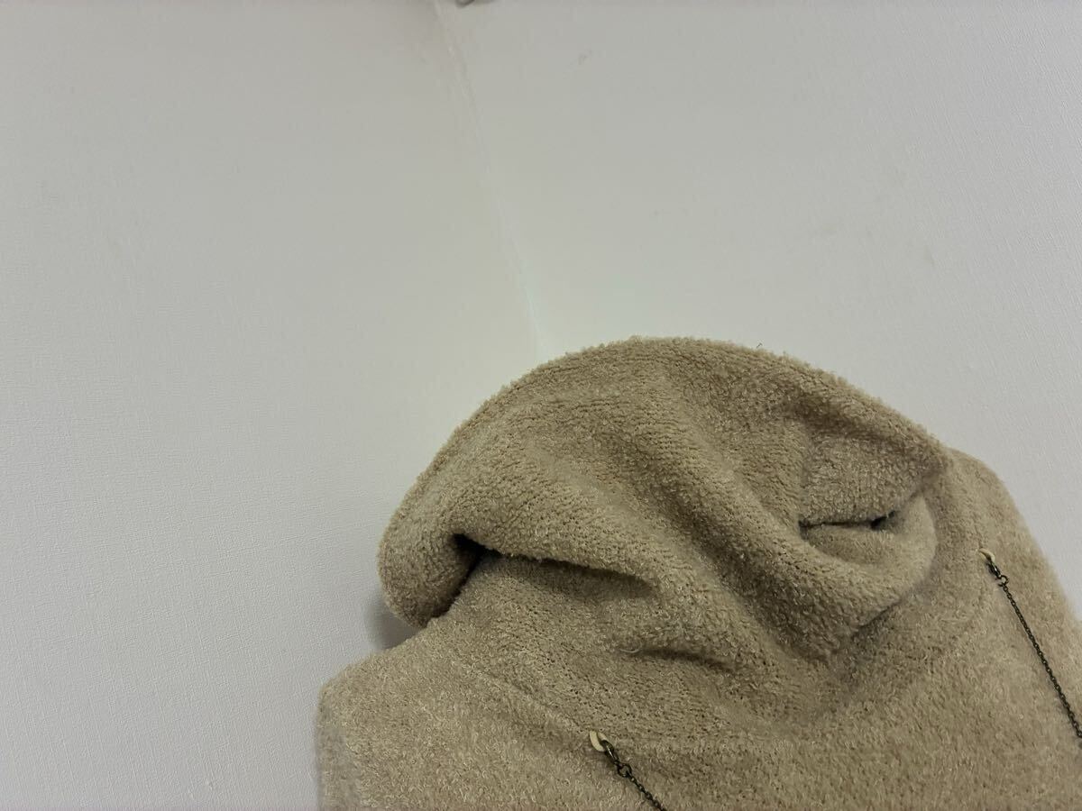 アクシーズファム☆裏地裾シフォンx刺繍飾りレース切り替えパールチェーン付レイヤード調オフタートルニットチュニック、トップス☆used_画像2