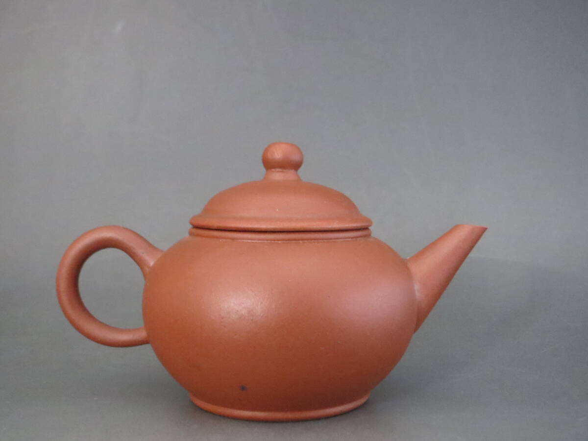 初だし★中国宣興　急須　朱泥　蓋裏・底款　紫砂壺　煎茶道具★検)唐物・茶道具・煎茶_画像3