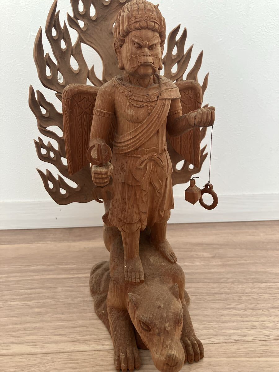 [.. право на данный момент ] изображение Будды предметы для домашнего буддийского алтаря буддизм .. большой право на данный момент бог ... гора . небо . горы вера храм . храм .... закон ... дерево резьба по дереву скульптура .. неподвижный Akira .