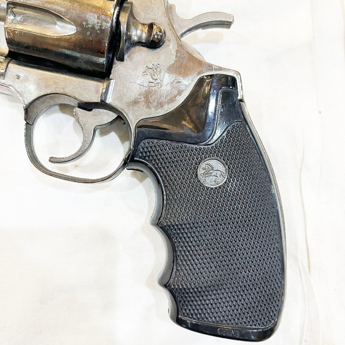  б/у * производитель неизвестен * piste ru type газовая зажигалка * Colt питон Magnum PYTHON 357 рабочее состояние подтверждено газ осталось количество неизвестен Sapporo 