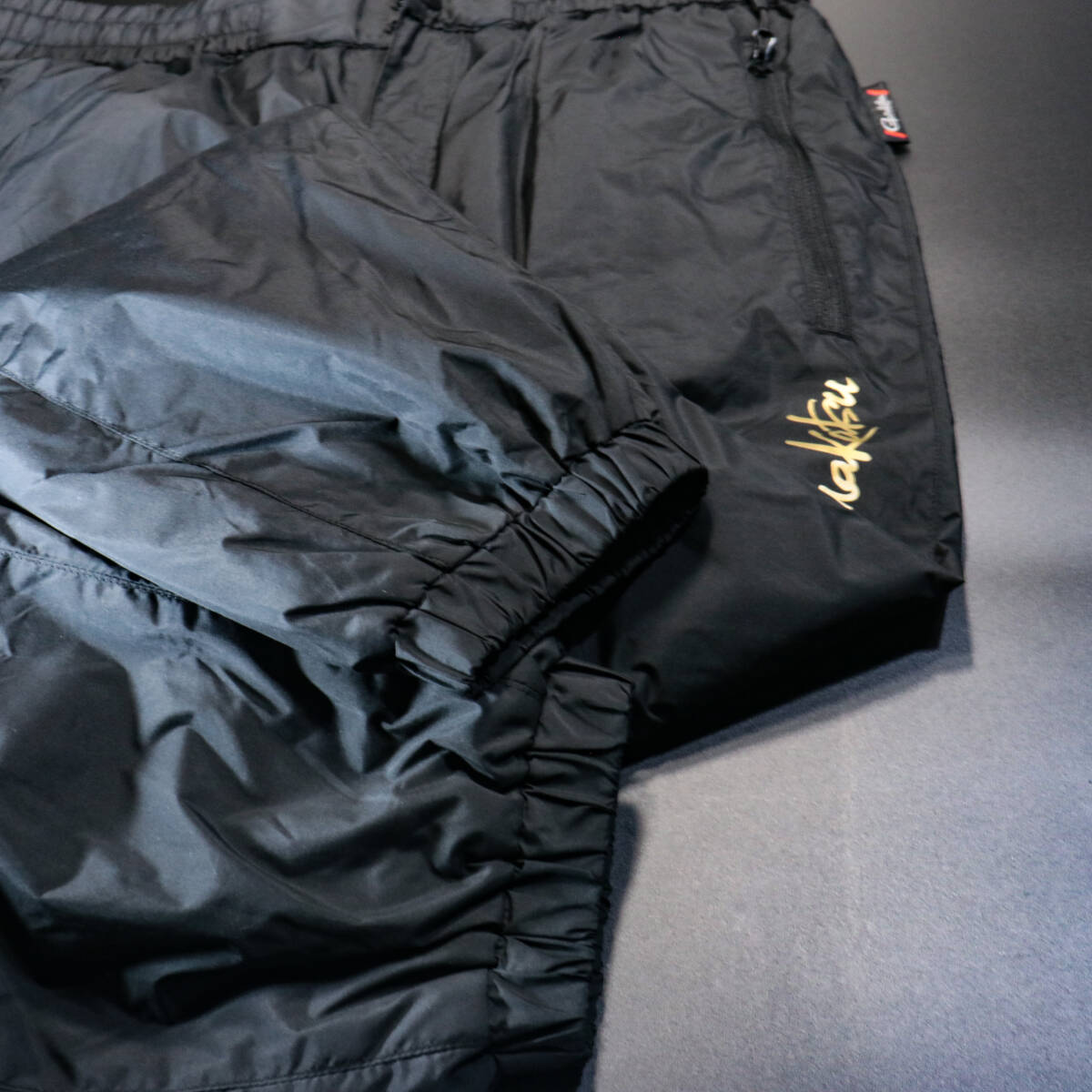  "надеты" один раз прекрасный товар * Gamakatsu super пригодный для любой погоды костюм GM-3659. внутренний черный M размер непромокаемая одежда mi гонг - средний надеты одежда зимний костюм 