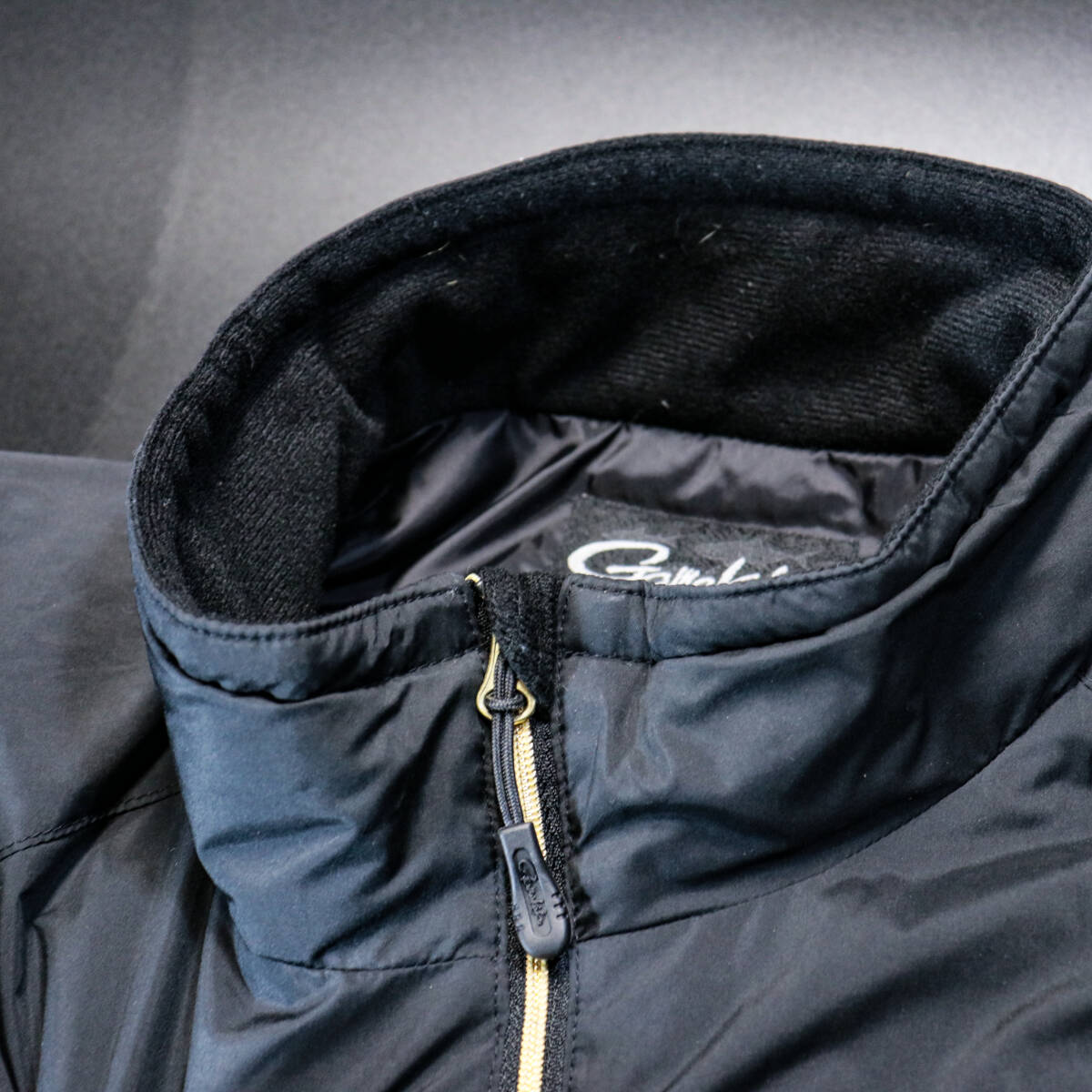  "надеты" один раз прекрасный товар * Gamakatsu super пригодный для любой погоды костюм GM-3659. внутренний черный M размер непромокаемая одежда mi гонг - средний надеты одежда зимний костюм 