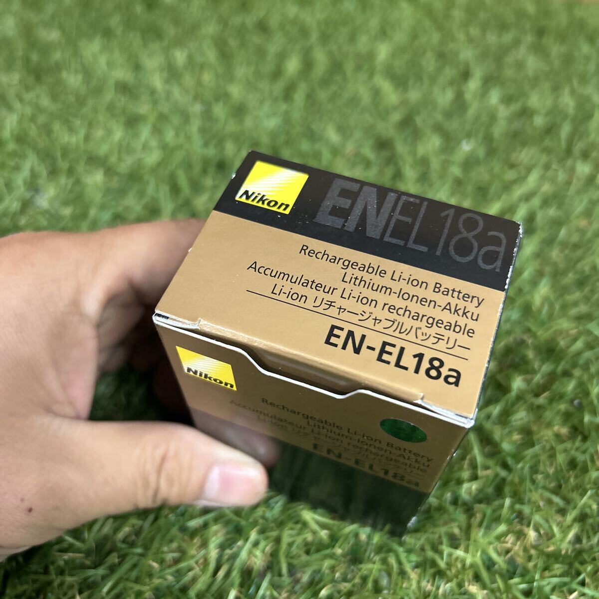 ★ニコンの「Li-ionリチャージャブルバッテリー EN-EL18a」箱入★_画像3