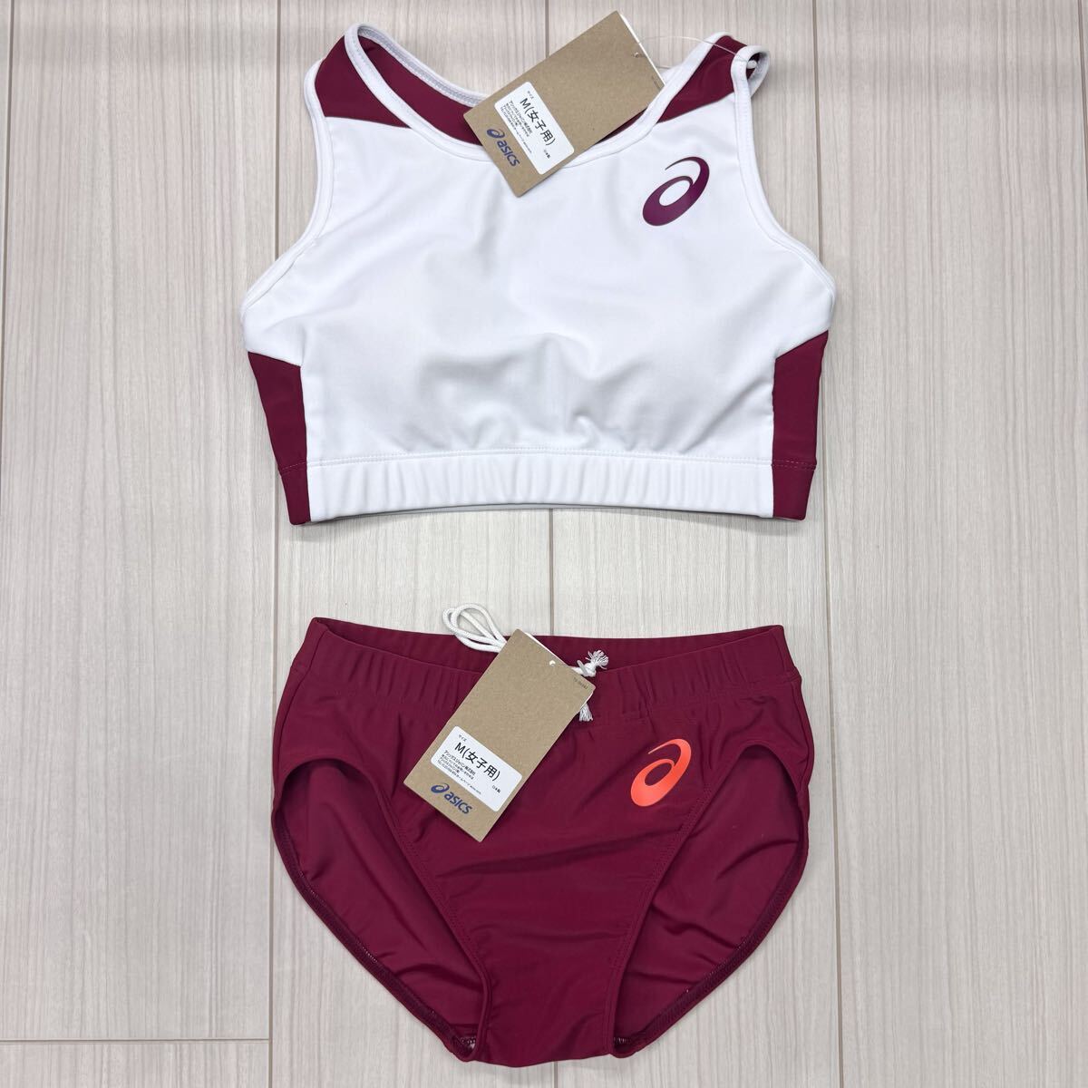 アシックス 女子陸上ユニフォーム上下 Mサイズ ホワイト×バーガンディー 新品_画像2