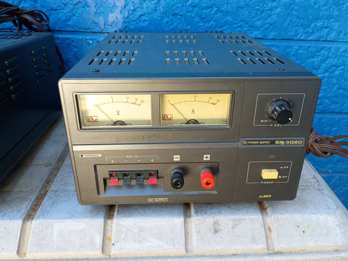  б/у совершенно рабочее состояние подтверждено Alinco EP-3020 DC источник питания MAX30A постоянный ток стабилизированный источник питания ALINCO..