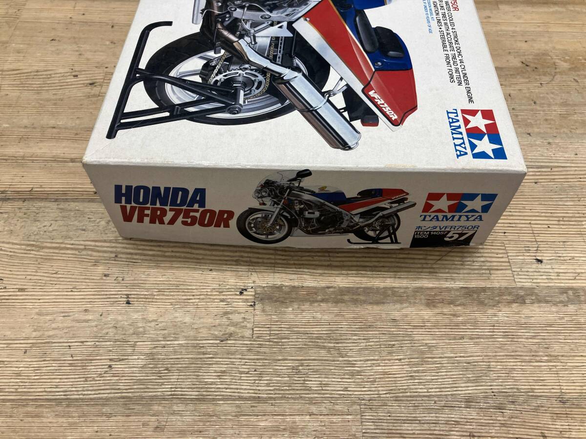  нераспечатанный товар пластиковая модель Tamiya 1/12 Honda VFR750R мотоцикл серии No.57