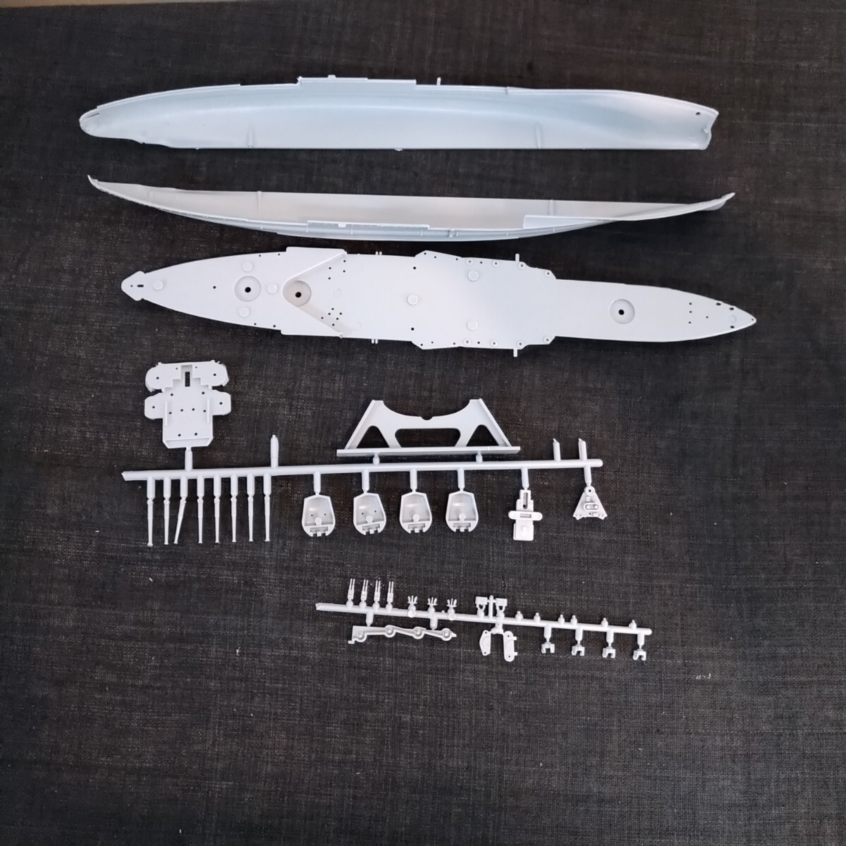 (TA)[A-819] утиль 1/600 AIRFIX H.M.S. WARSPITE пластиковая модель не собран 