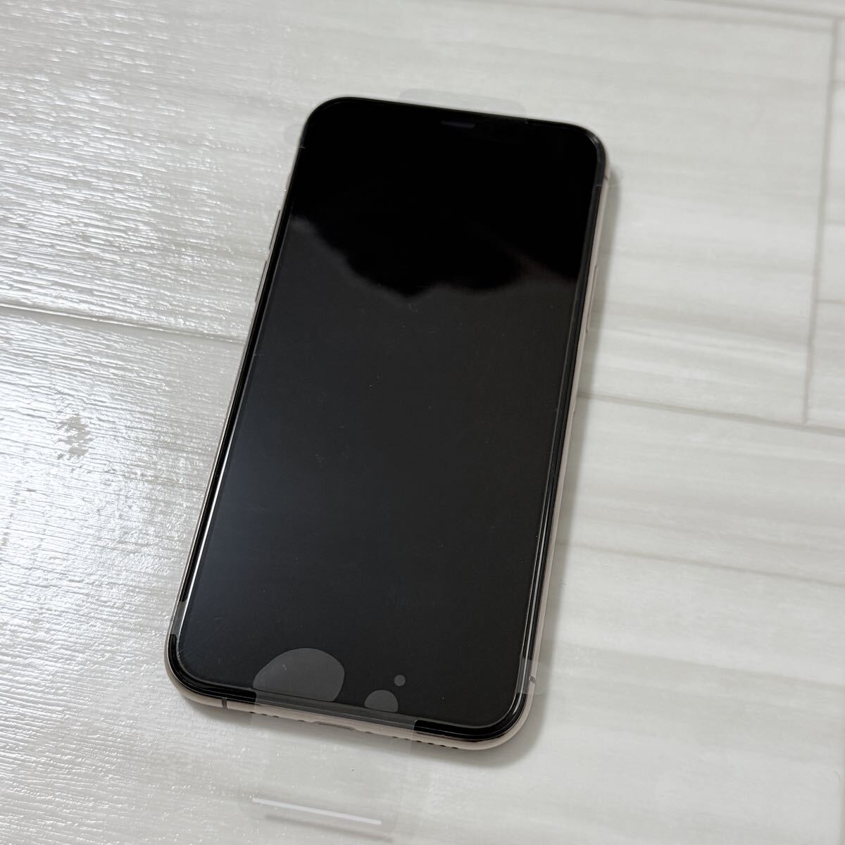 iPhone 11 Pro 256GB ゴールド バッテリー100%! AppleCare修理上がり品! SIMロック解除済み SIMフリー SoftBank_画像2