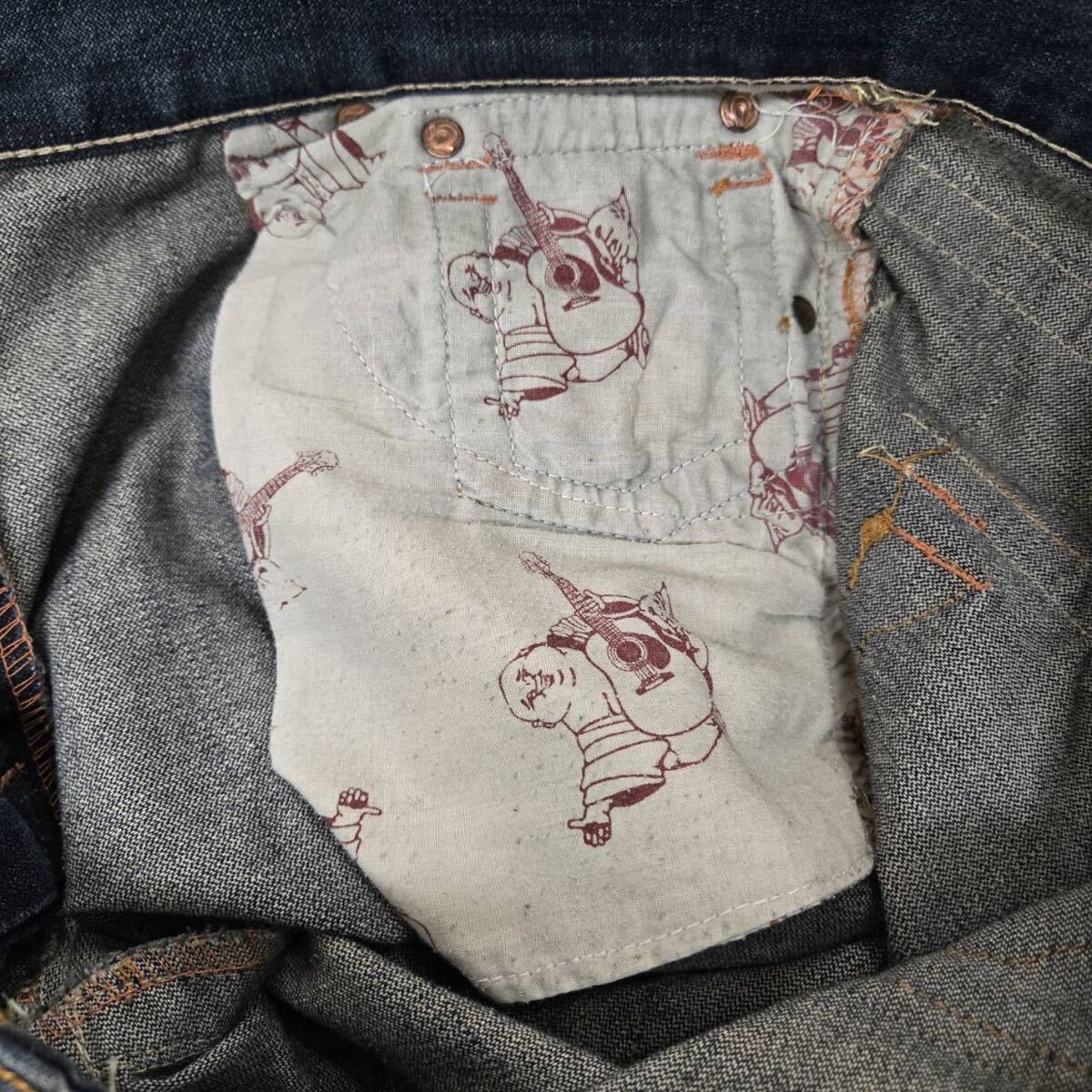 TRUE RELIGION JOEY 34X33 ブーツカット デニムジーンズ USA製 裾ダメージ 色落ち 中古【希少】 現状品／1円スタート_画像7