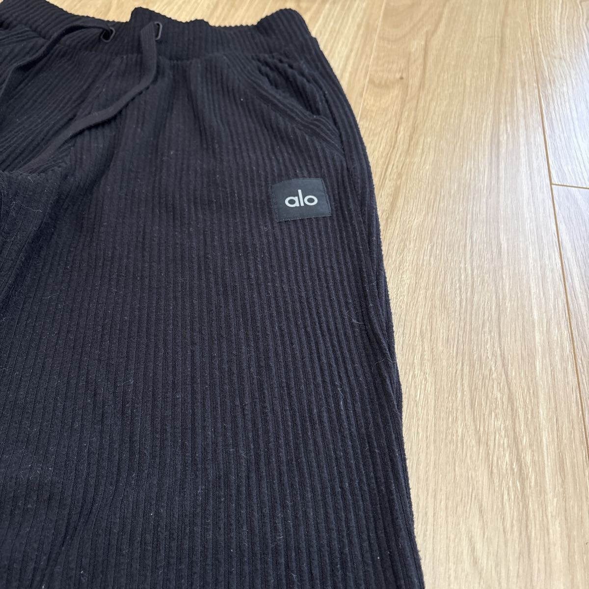 alo大人気アロのジョガーパンツ XXS 新品同様 黒 ヨガ ピラティス 直営店購入_画像2