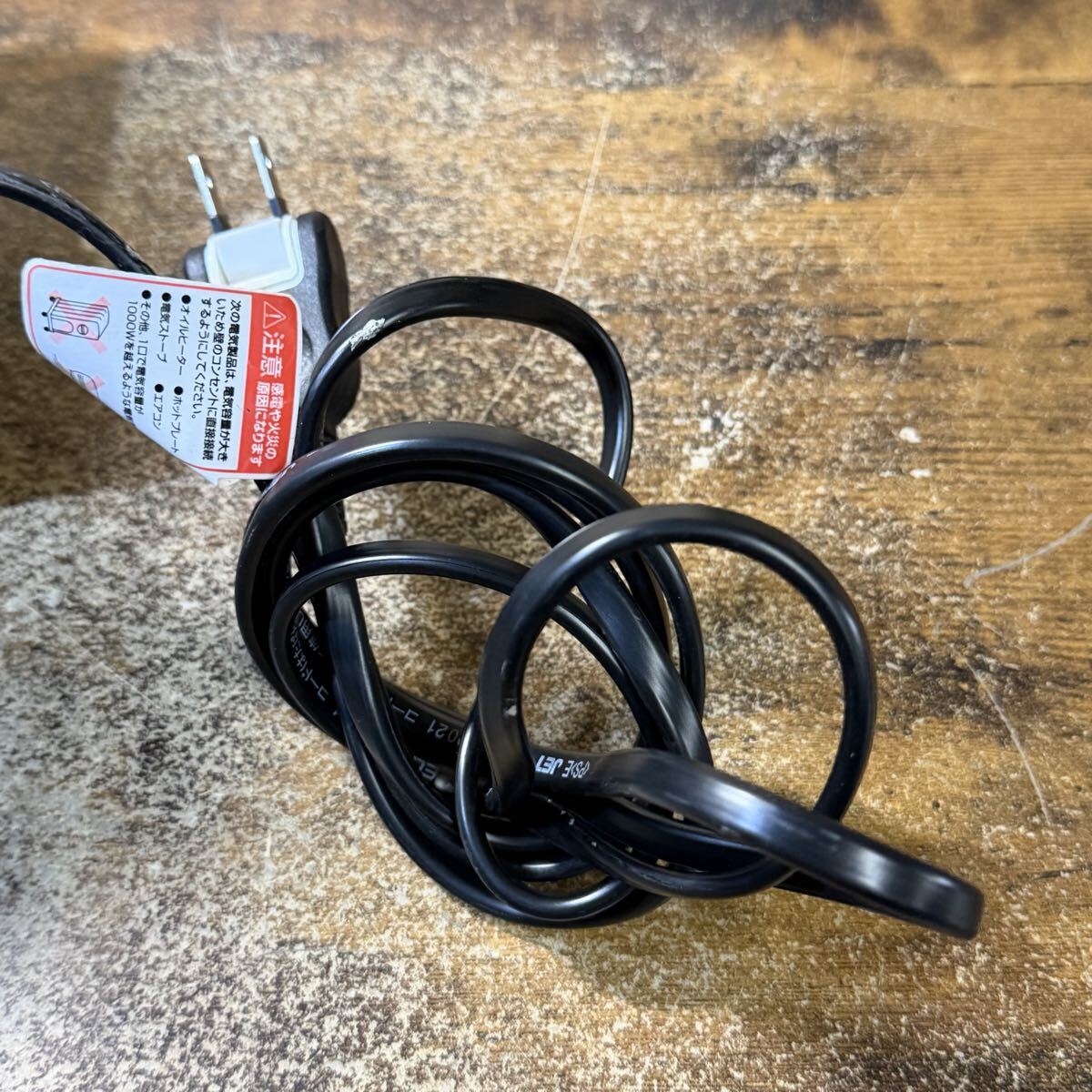 ELPA タワー型電源タップ WBS-TW1204USB インテリア 中古品_画像6