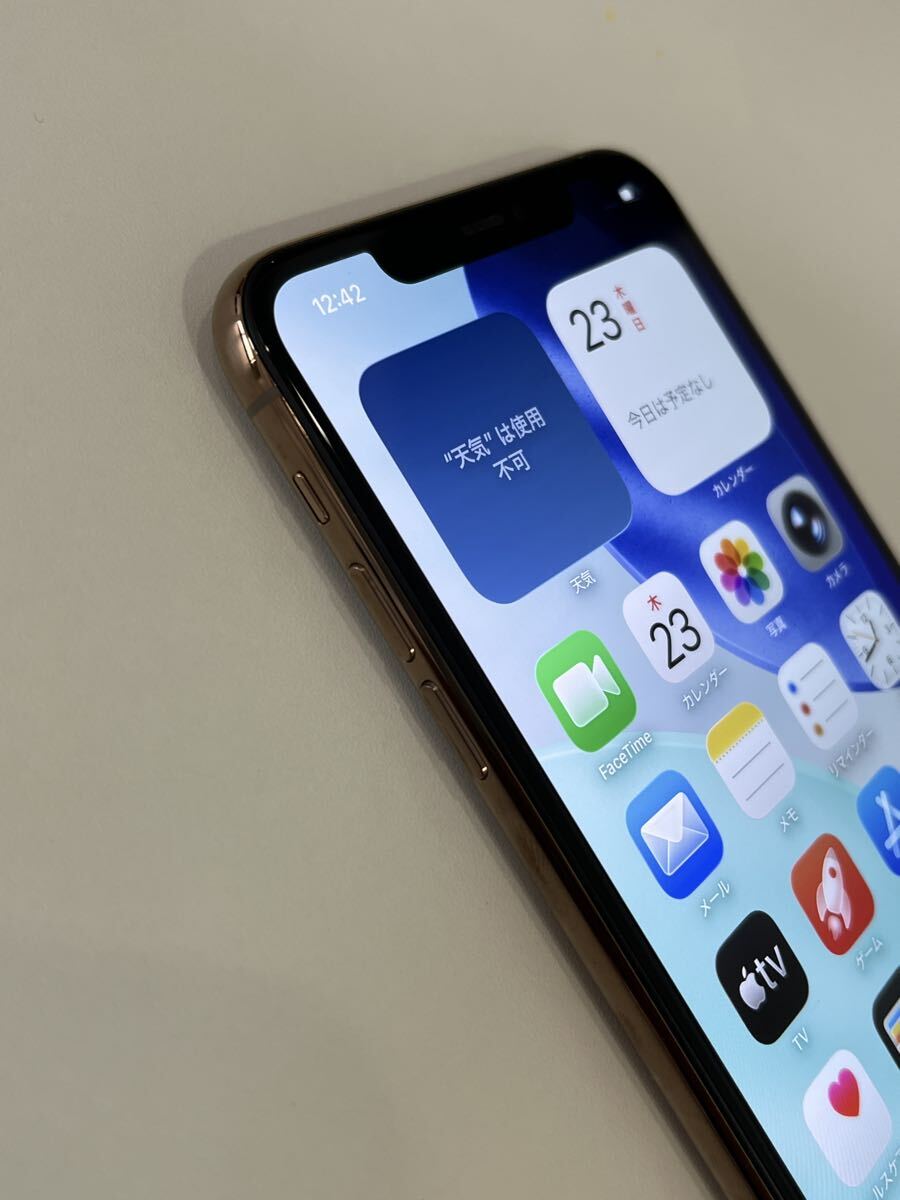 送料込み【未使用品】 iPhone11 Pro 256GB SIMフリー ゴールド 新品未使用 本体のみ_画像6