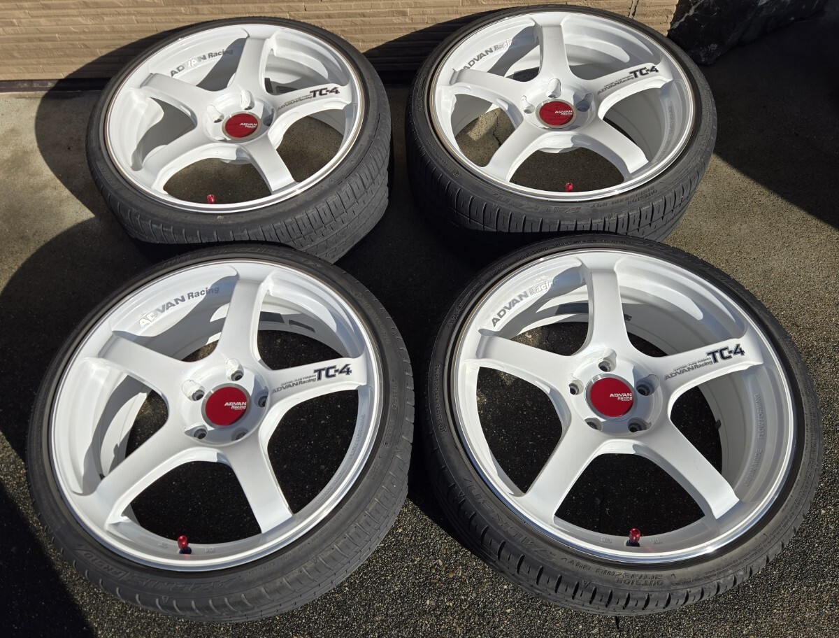 YOKOHAMA ADVAN Racing TC-4 18インチ 114.3-5H 8J+45 ホワイト 215/35 ZR18 4本セット_画像1