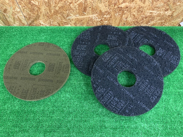 【未使用品】3M？　ポリッシャー用フロアパッド4枚セット　13インチ(φ330mm)　スコッチブライト　g750_画像1