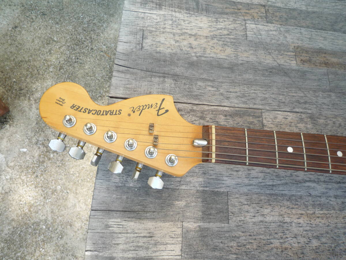 FENDER　japan ST72 VWH USマイク_画像1