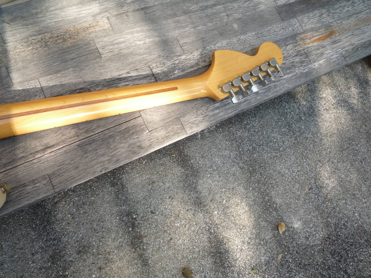 FENDER　japan ST72 VWH USマイク_画像6