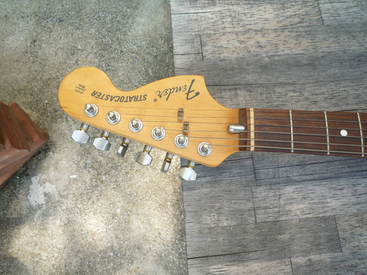 FENDER　japan ST72 VWH USマイク_画像8