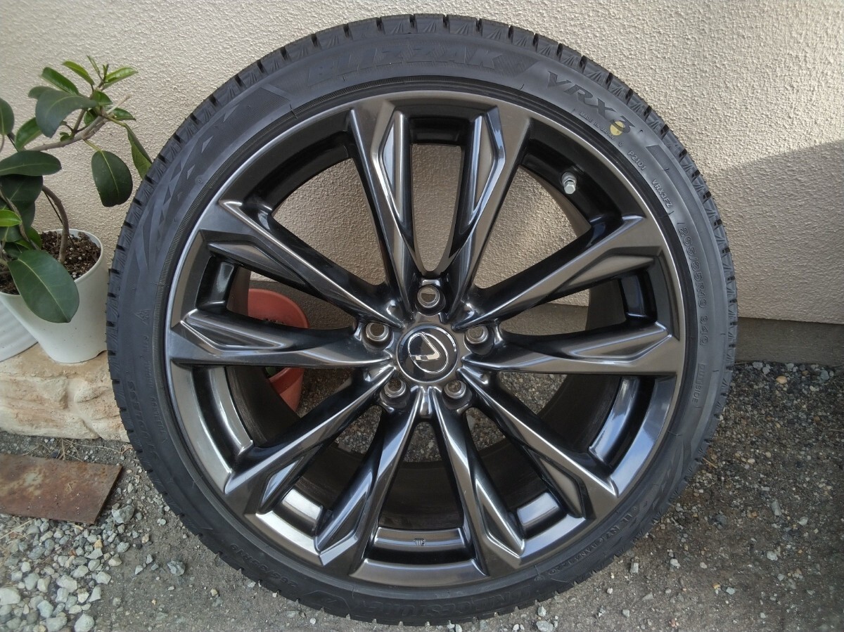 レクサス純正19インチアルミホイールスタッドレスタイヤ４本セット：265/35R19ブリヂストンBLIZZAKスタッドレス（２本）235/40R19（２本）_画像2