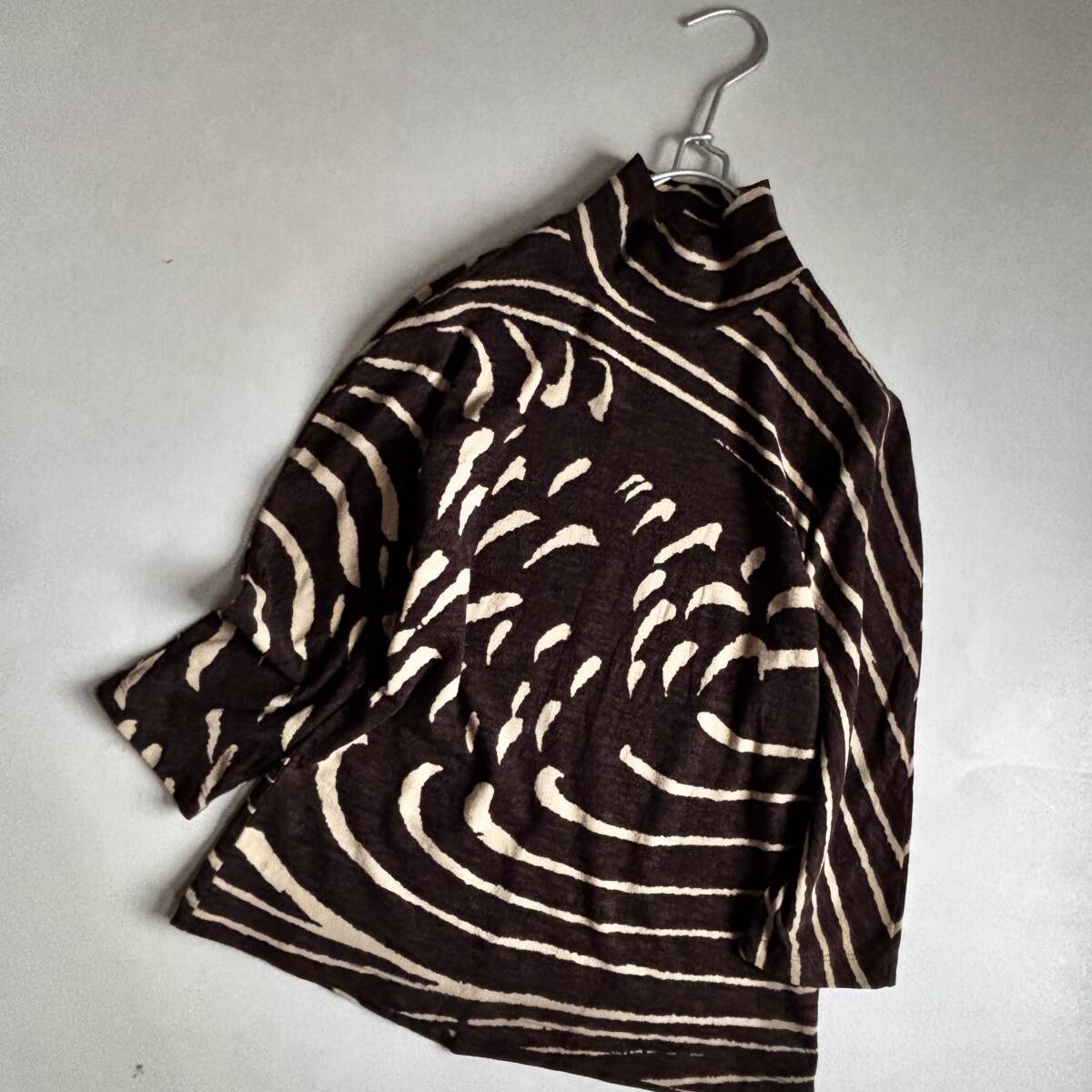 ② イタリア製 マックスマーラ 白タグ maxmara ハイネック カットソー ニットソー 大きいサイズ L_画像1