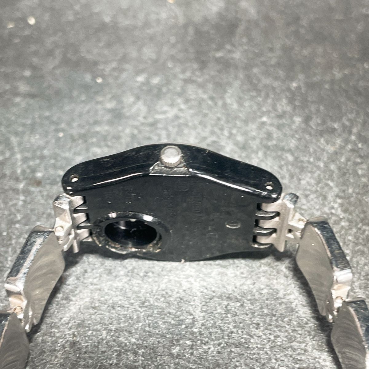 Swatch スウォッチ CHESSBOARD LB160G 腕時計 アナログ クオーツ 3針 ゴールド文字盤 メタルバンド ラウンド ブラック レディース_画像6