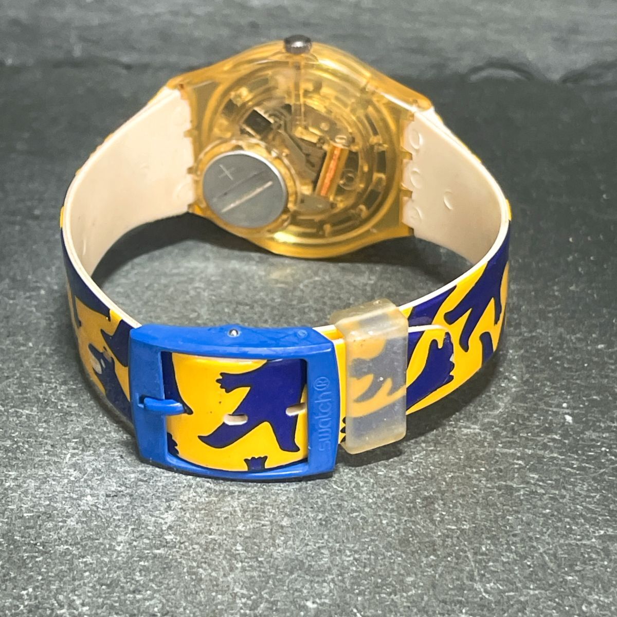 Swatch スウォッチ BESTIONE GJ112 腕時計 アナログ クオーツ 3針 イエロー ネイビー ラバーバンド スケルトン ラウンド ユニセックス_画像5