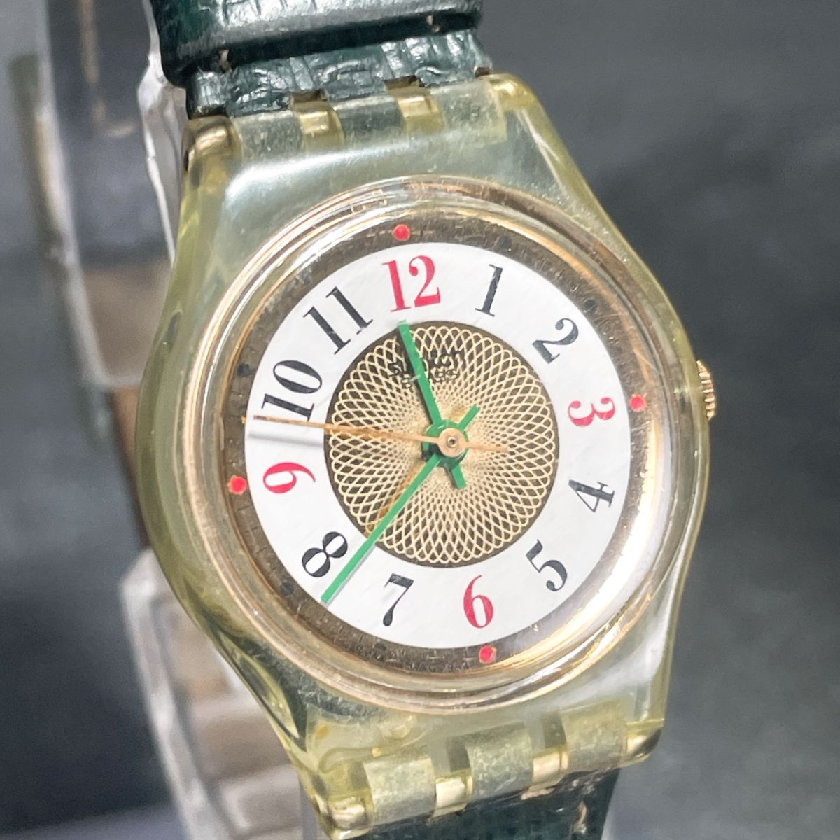 Swatch スウォッチ Madeleine LG113 腕時計 アナログ クオーツ 3針 スケルトン レザーバンド グリーン 新品電池交換済み 動作確認済み_画像2