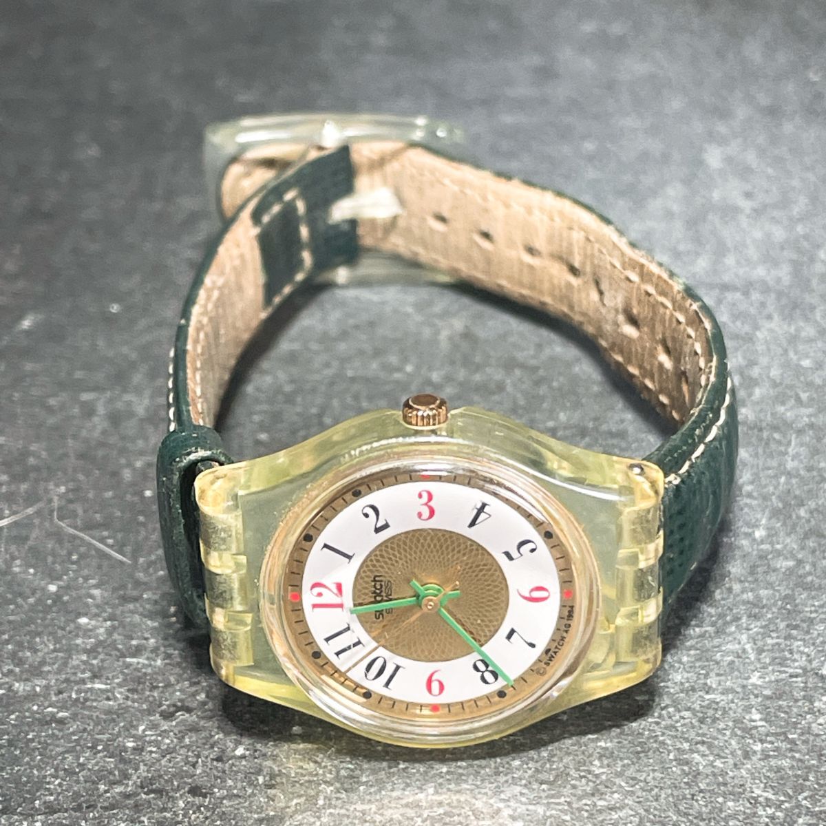Swatch スウォッチ Madeleine LG113 腕時計 アナログ クオーツ 3針 スケルトン レザーバンド グリーン 新品電池交換済み 動作確認済み_画像4