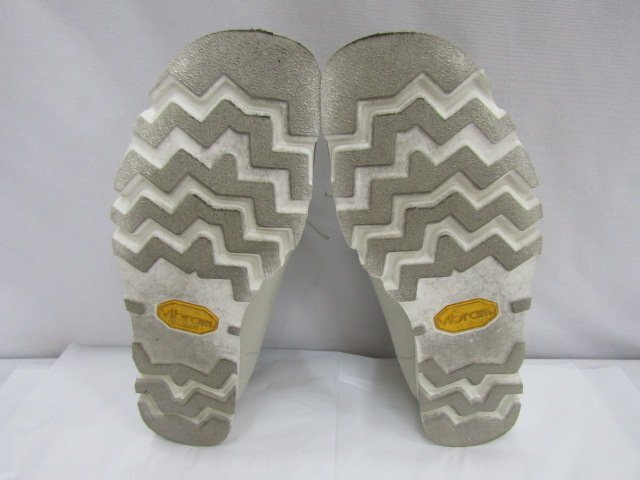 1円スタート CLARKS GORE-TEX ワラビーブーツ レザーUS8 25.5cm クラークス ゴアテックス グレージュ 本体のみ 1スタ 中古品◆9832_画像9